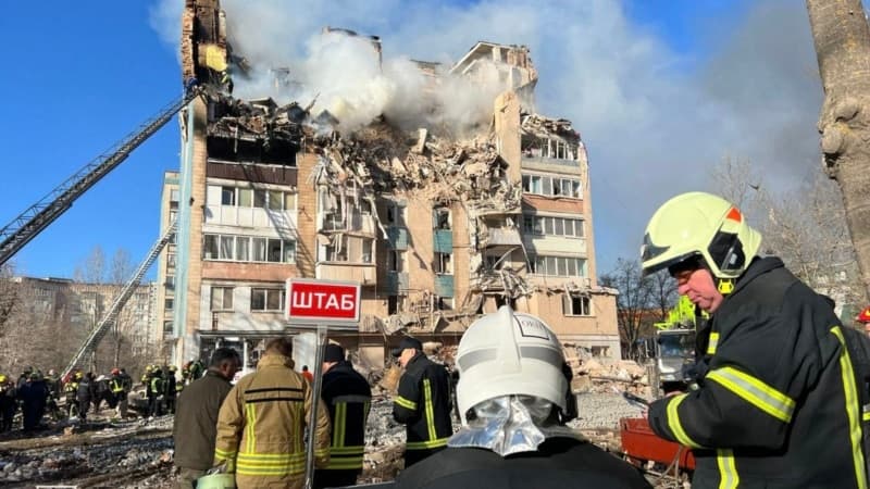 Eltüntette egy lakóépület harmadát a ternopili orosz légicsapás