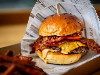 Közel 10 év után bezár a Vaslap, az egyik legmegbízhatóbb budapesti hamburgerező