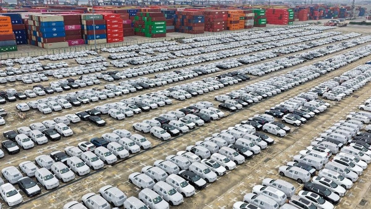 Hiába vették meg a kínaiak, elsorvad Európa egyik legnagyobb autógyártója: napokon belül bemutatja a csúcsmodelljét – ebben van minden reménye