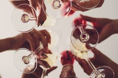 Ez történik a szervezetében, ha három napon át bulizik