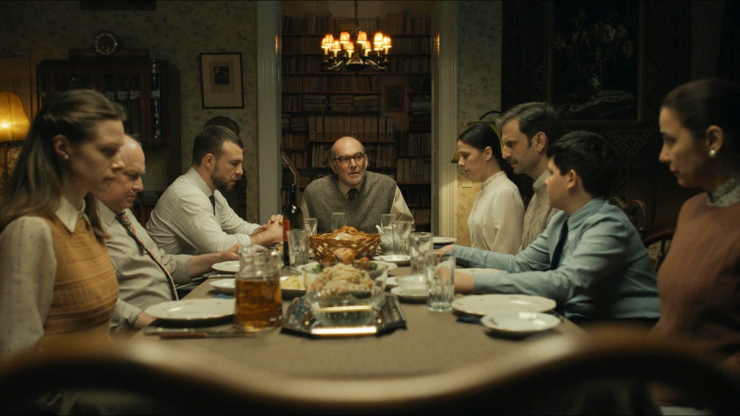 Mire a sör elfogyott, kész volt a film koncepciója – interjú Holtai Gáborral, az Itt érzem magam otthon rendezőjével