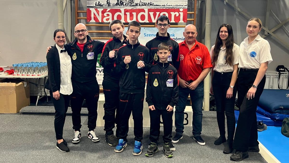 Nádudvaron versenyeztek az ország legjobb kick-boxosai!