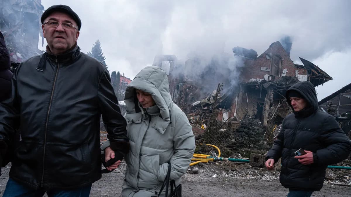 Háborús borzalmak: megrázó fotókon a katonák és a lakosság szenvedése