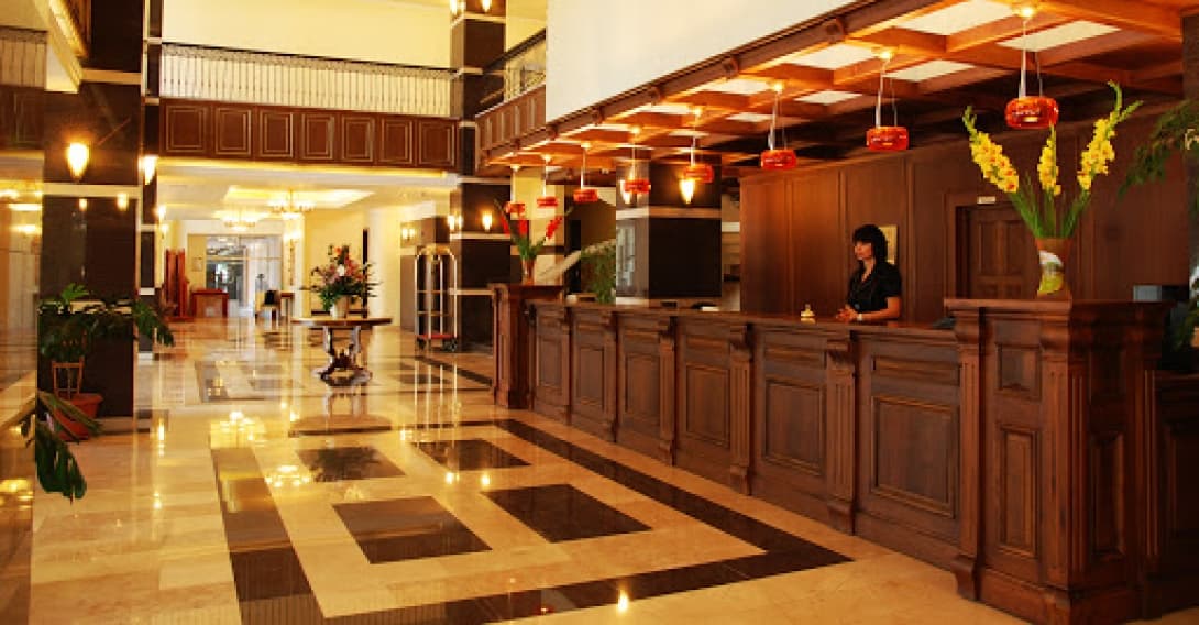 Csökken a turizmus Romániában: Hatások a helyi gazdaságra