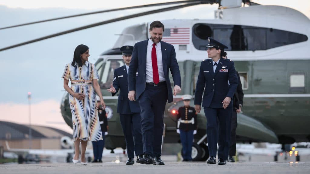 Magyar Péter üzent JD Vance-nek: Ne a magyar emberek fizessék meg az árát, hogy Orbán Viktor mellett kampányol