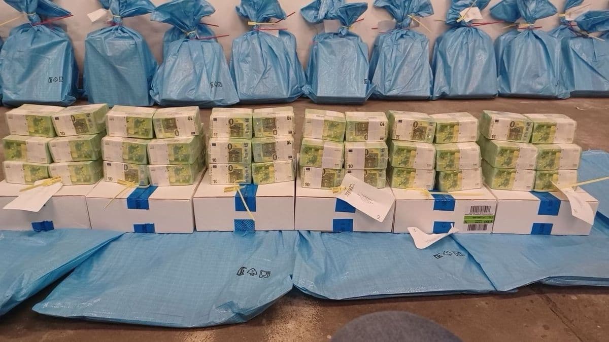 Ukrán fekete pénz a budiban