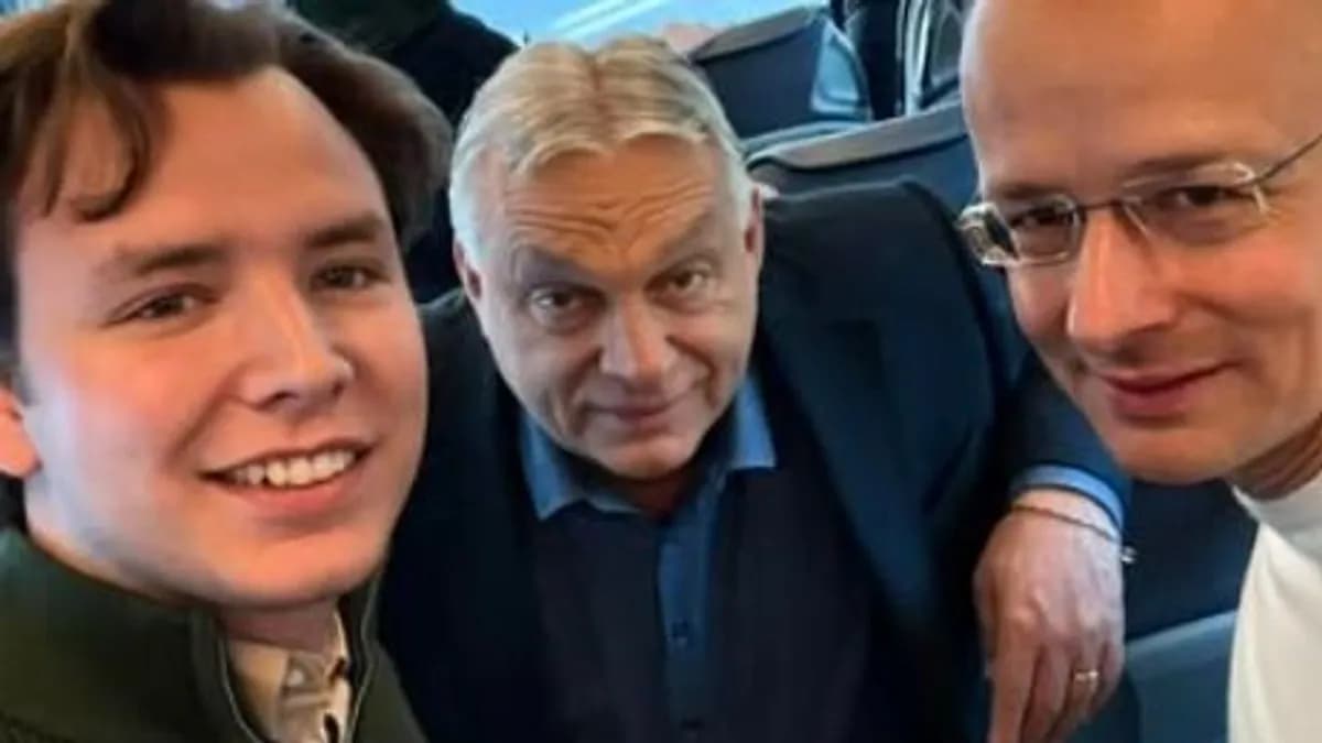 Egymillió kézfogás: Orbán Viktor már úton van a következő állomásra