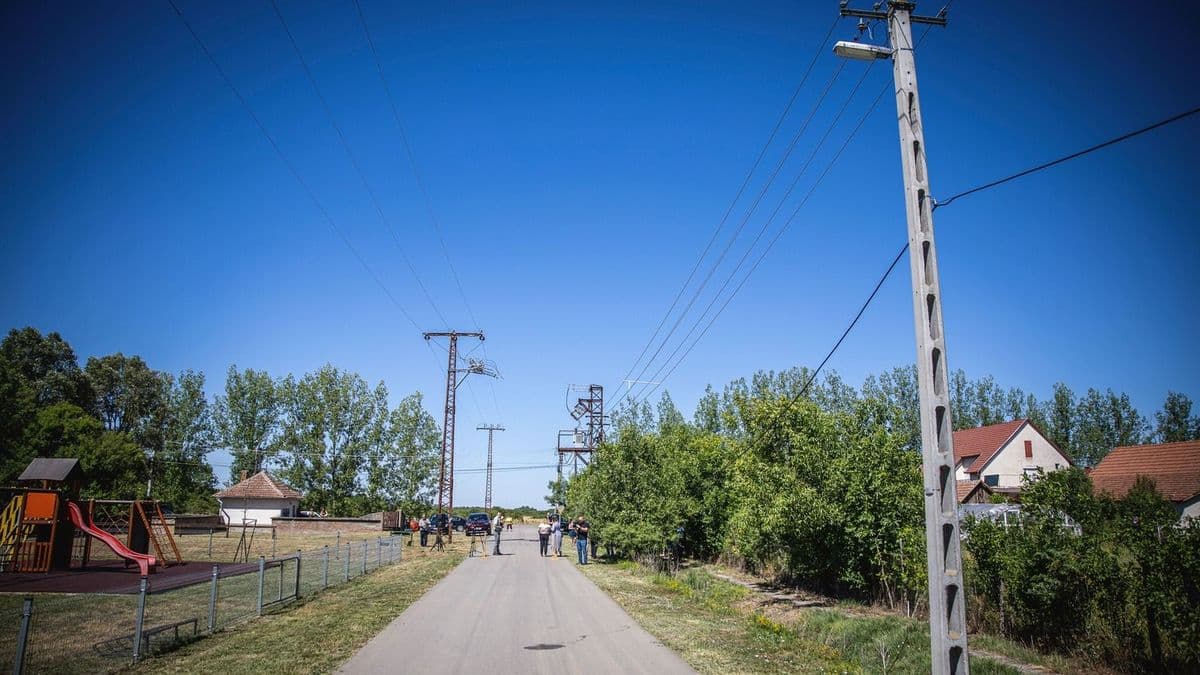 Száz tonna zúzalék és 450 kilogramm hidegaszfalt érkezik