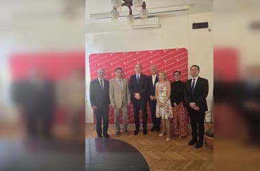 Hegedűs Zsolt bejelentette: Bayerné Matusovits Andrea lemondása után megvan az Országos Vérellátó Szolgálat új vezetője