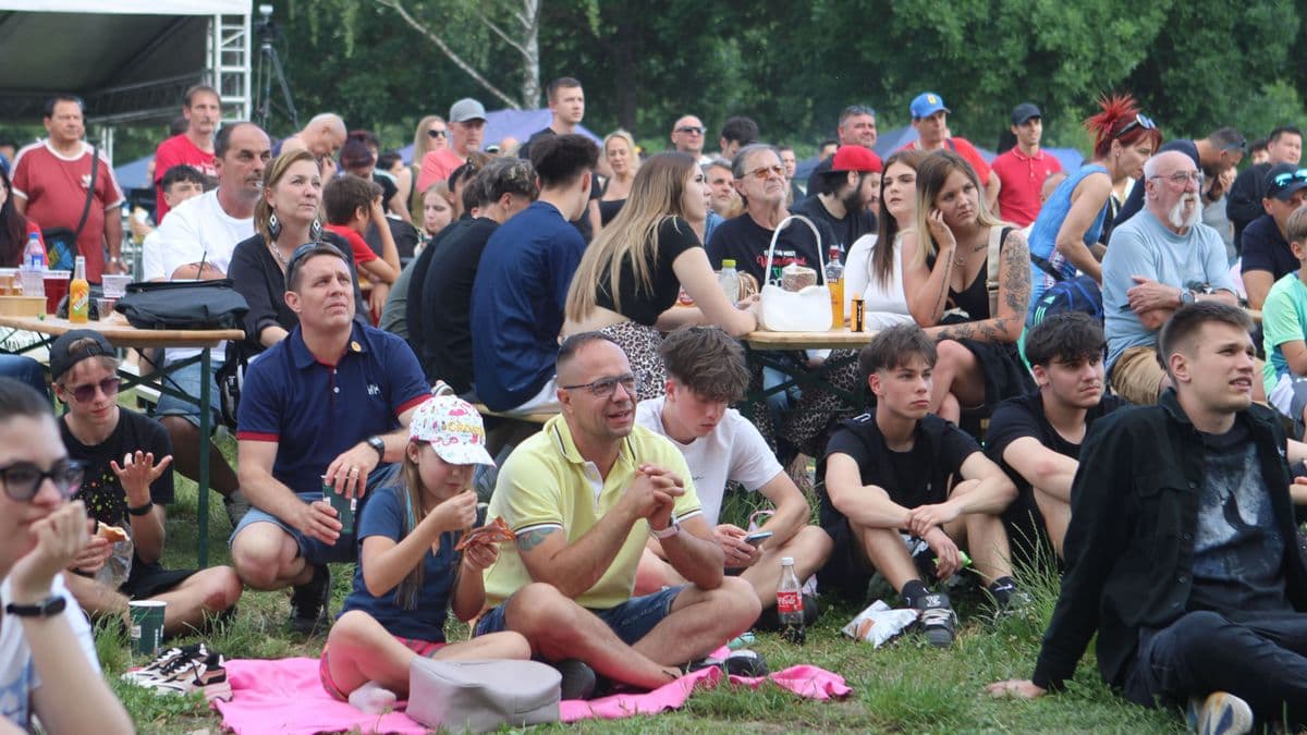 Így szurkolt a Parázs-Varázs közönsége a BL-döntőn – képgalériák