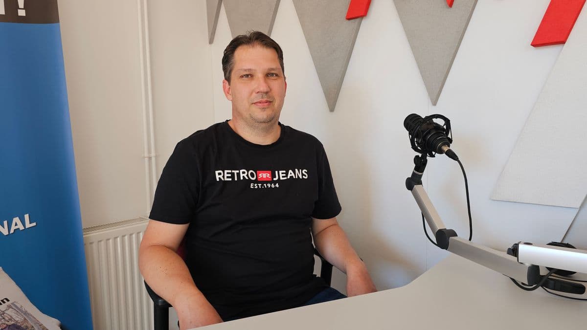 Gyermekként a katedráról álmodott, mára az év legjobb pedagógusa lett a salgótarjáni tanár