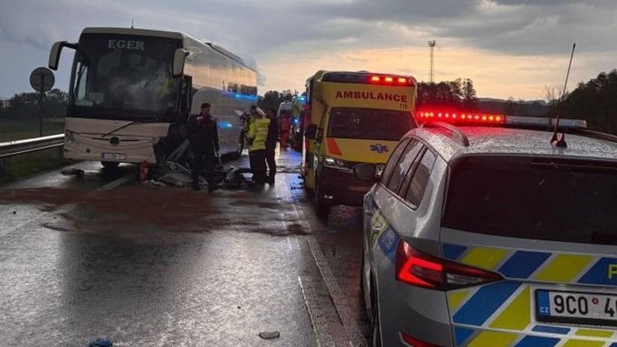 Magyar busz szenvedett balesetet Dél-Csehországban, többen megsérültek