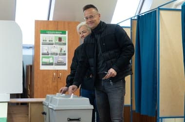 Szijjártó Péter felesége újabb 355 milliós nyereséget termelt