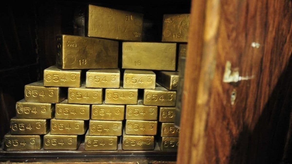 Magyar Péter elszólása: Politikai vihar az ukrán aranykonvoj ügyében