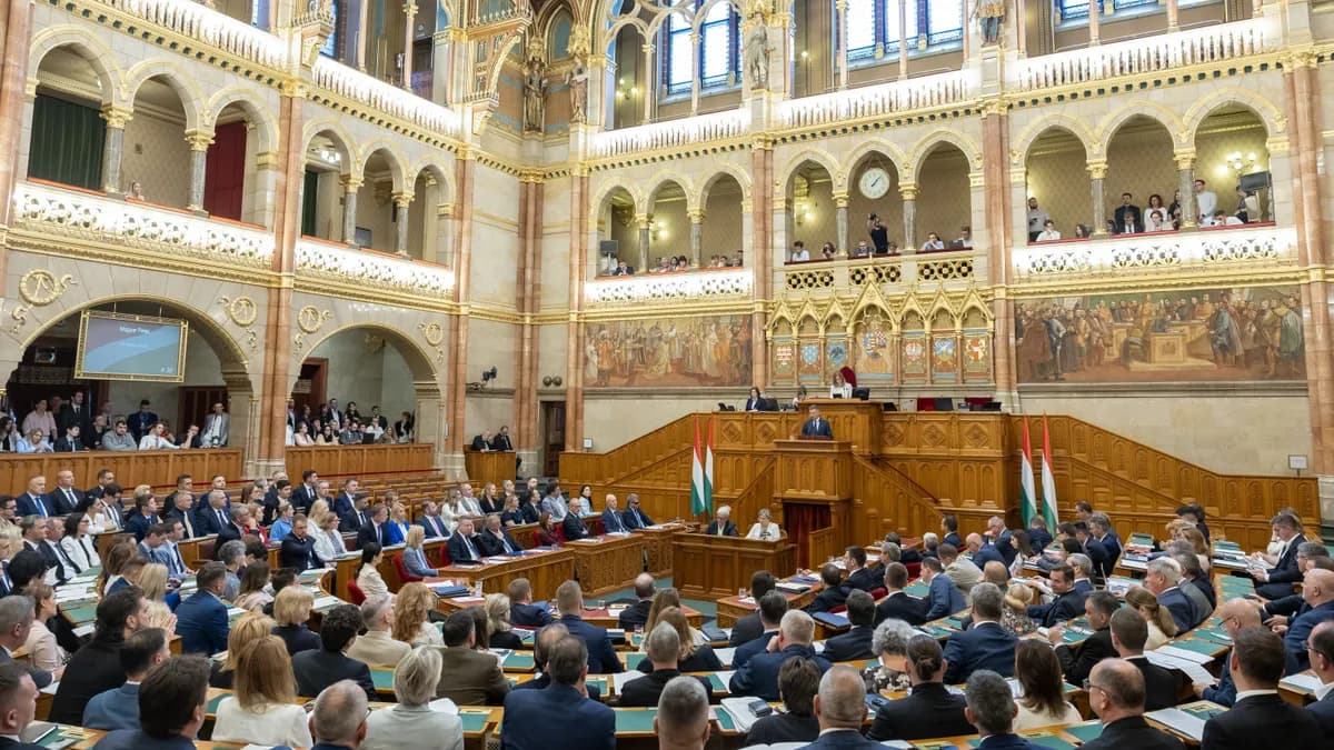 Megszűnik a Szuverenitásvédelmi Hivatal: Nincs végkielégítés az elnököknek