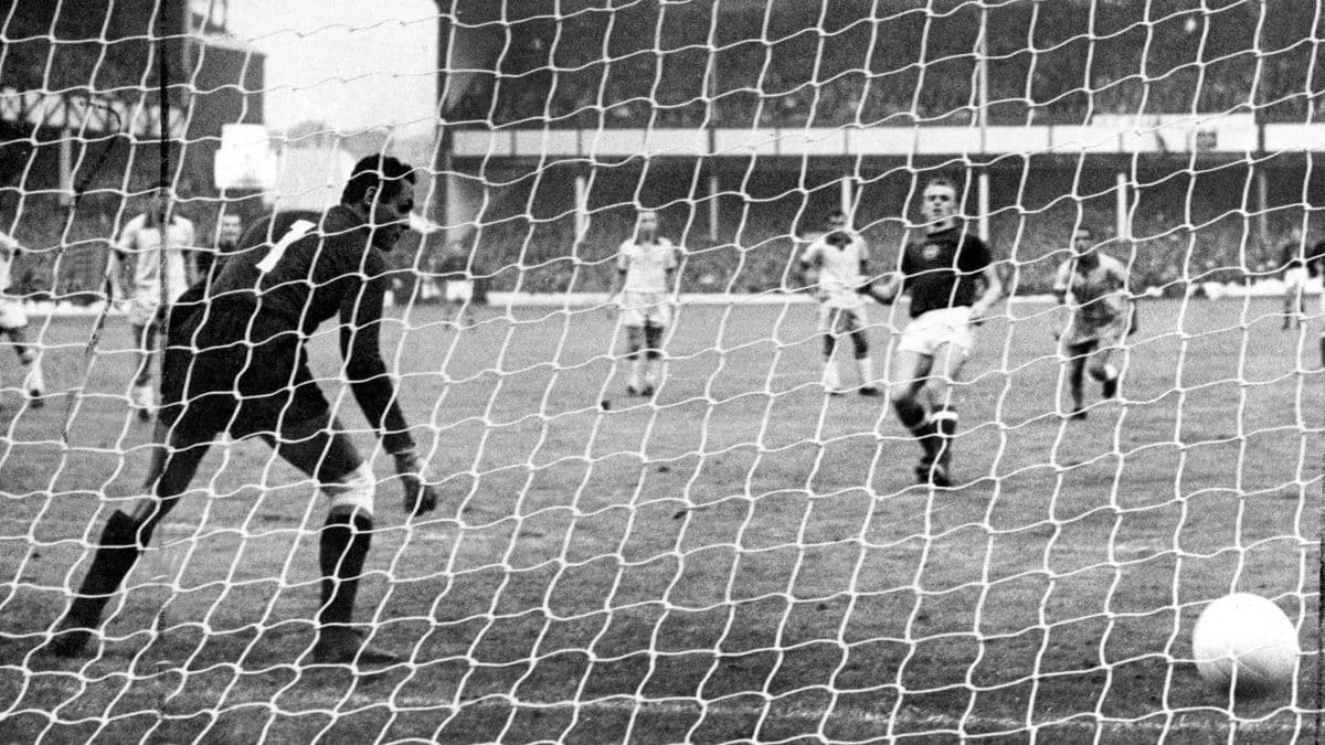 Sporttörténelem: 60 éve még a vb-n vertük a brazilokat