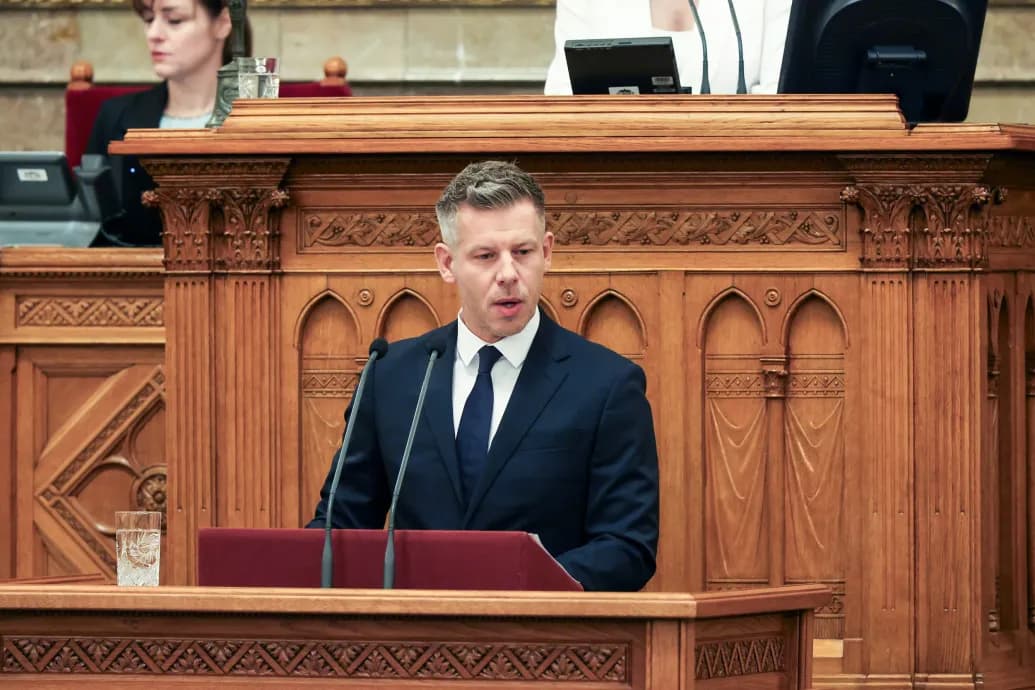 Magyar Péter: A magyar történelem egyik legnagyobb vasútfejlesztési programjáról döntött a kormány