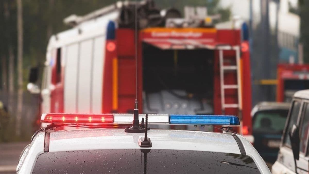 Autók ütköztek a 61-es főúton – akadozhat a forgalom!