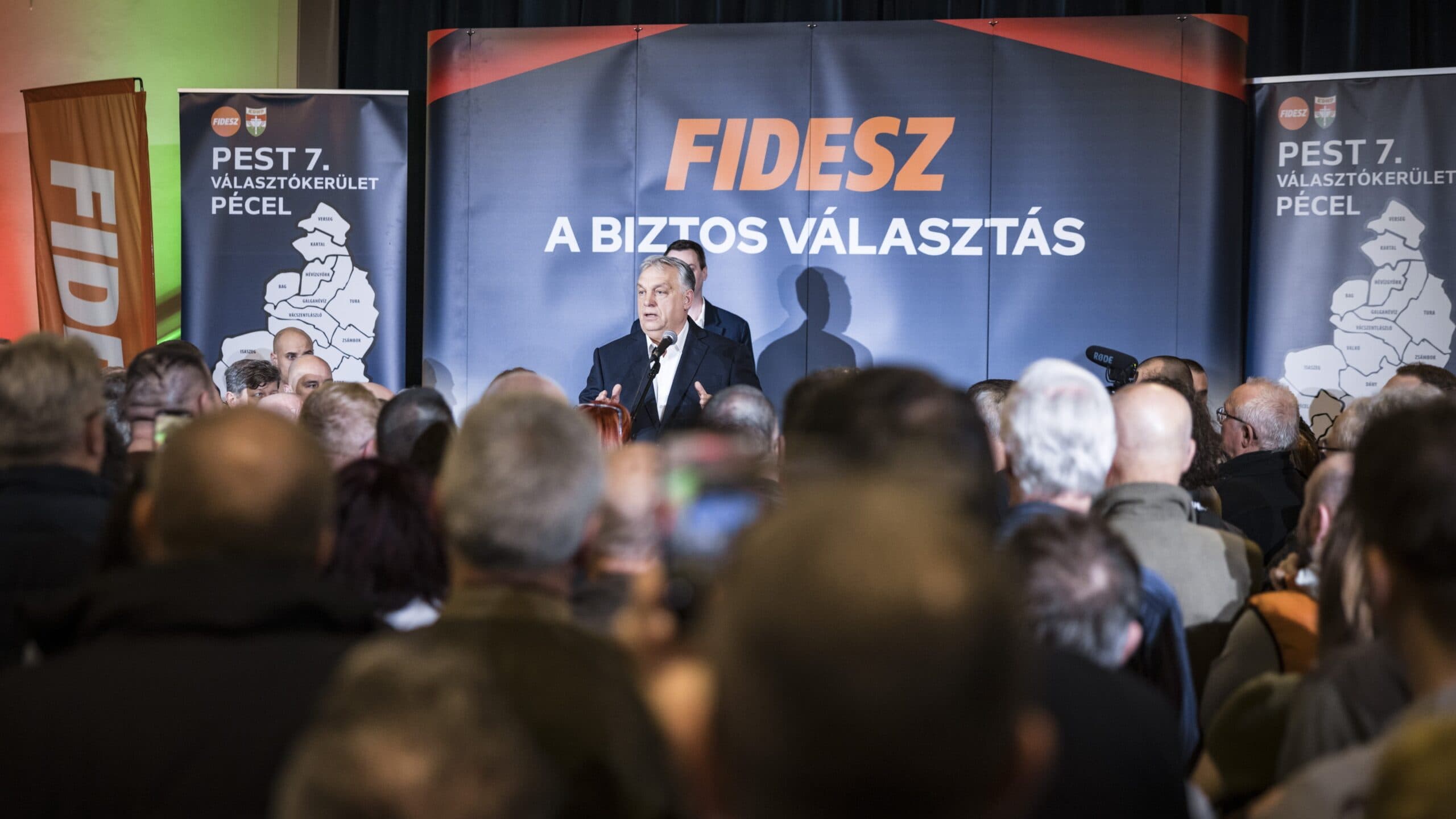 Fidesz Vezet az Aláírásokban: Kampány Kezdete Energiaválság Közepette