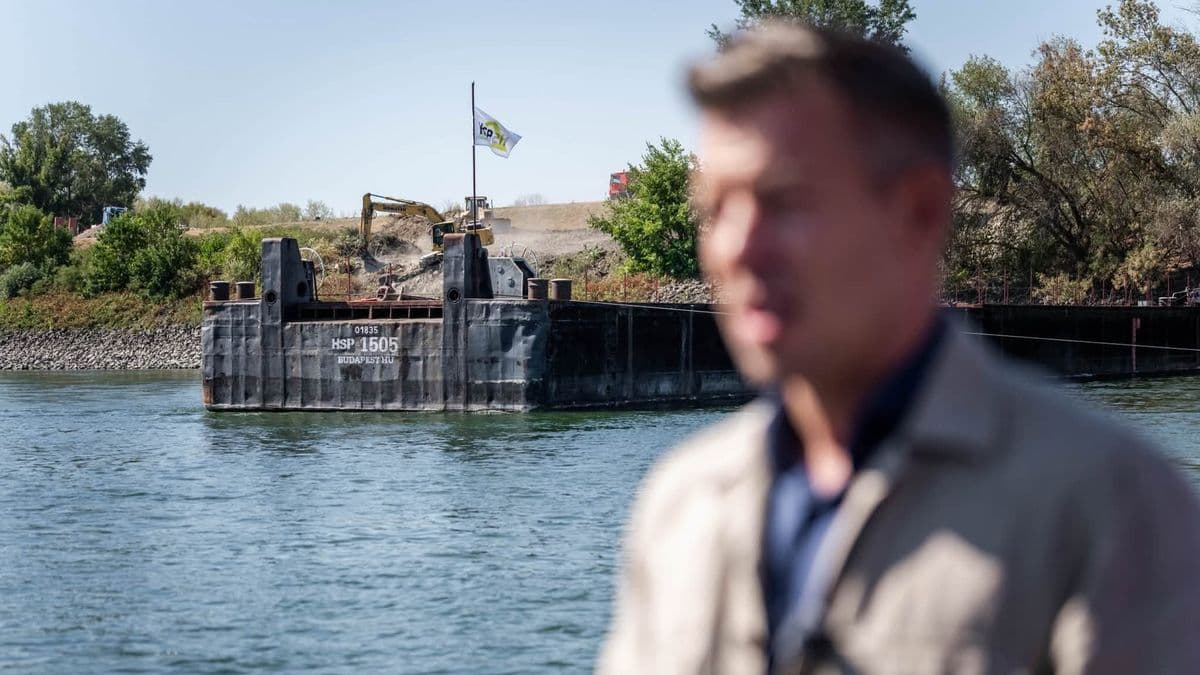 Friss tájékoztatás Paksról: 8 méteres cölöpökkel és acélsodronyokkal feszülnek neki a Dunának!