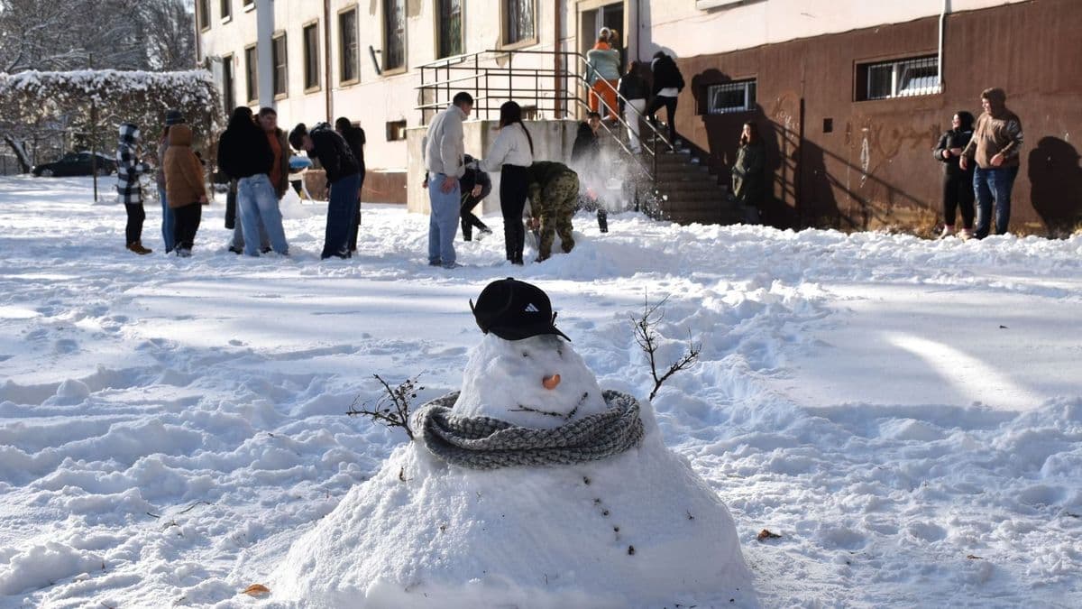 Rendkívüli tanítási szünet a hó és az extrém hideg miatt Nógrádban: megkérdeztük a tankerületet!