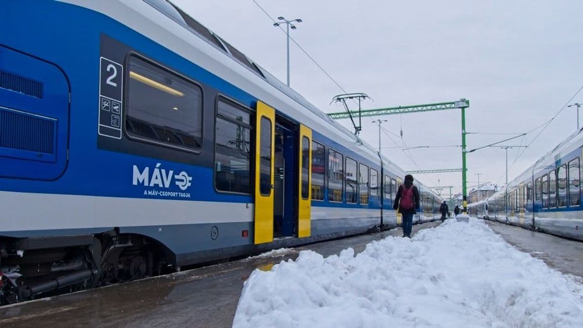 Érdemes előre tervezni, ha vonatra szállunk: több vonalon is késésekre kell számítani!