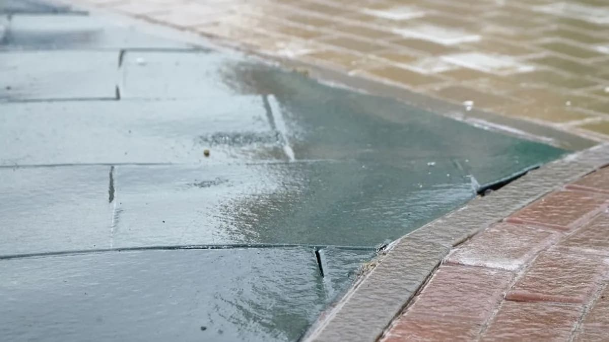 Kinek kell eltakarítania az ónos esőt? A válasz komoly összegbe kerülhet neked is!