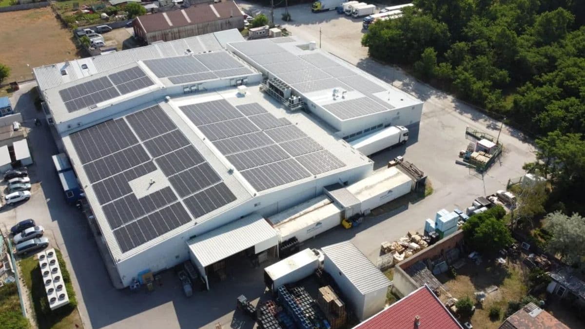 Meglepő döntés: napokon belül bezárja a gyárát Magyarországon a lengyel óriáscég, ez áll a háttérben – másikat épít helyette