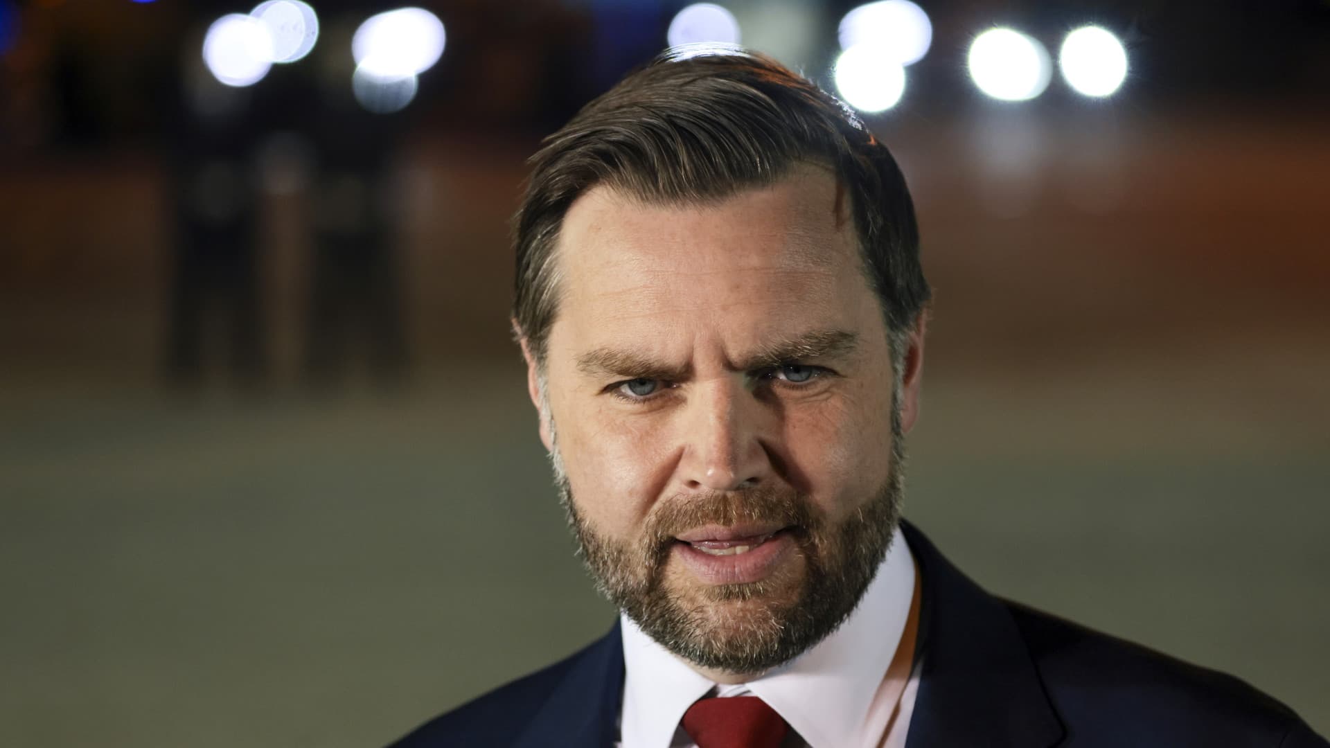 Amerikai-Iráni Tárgyalások: Vance Közvetítése Trump Nevében