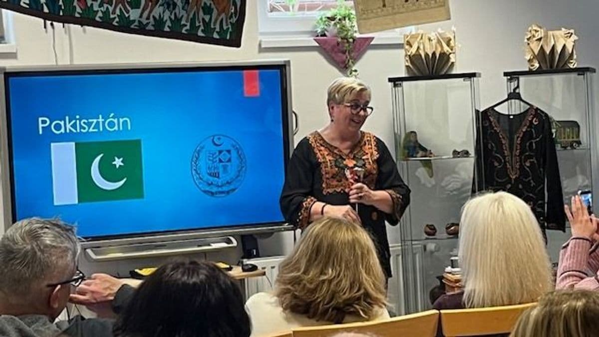 Pár száz méterről „élte túl” a brutális iszlámábádi merényletet – emlékét egy repesz őrzi