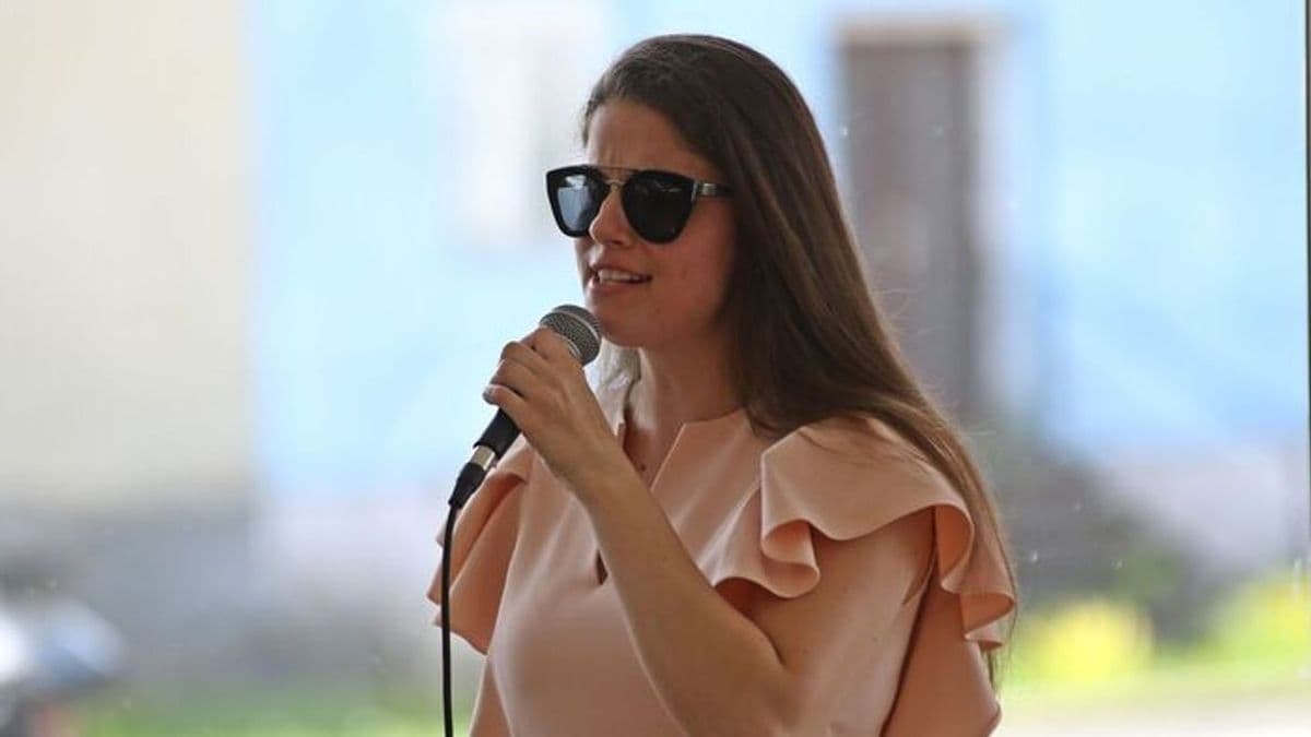 "Sose add fel" – rengeteg ember reagált Agárdi Szilvi dalára