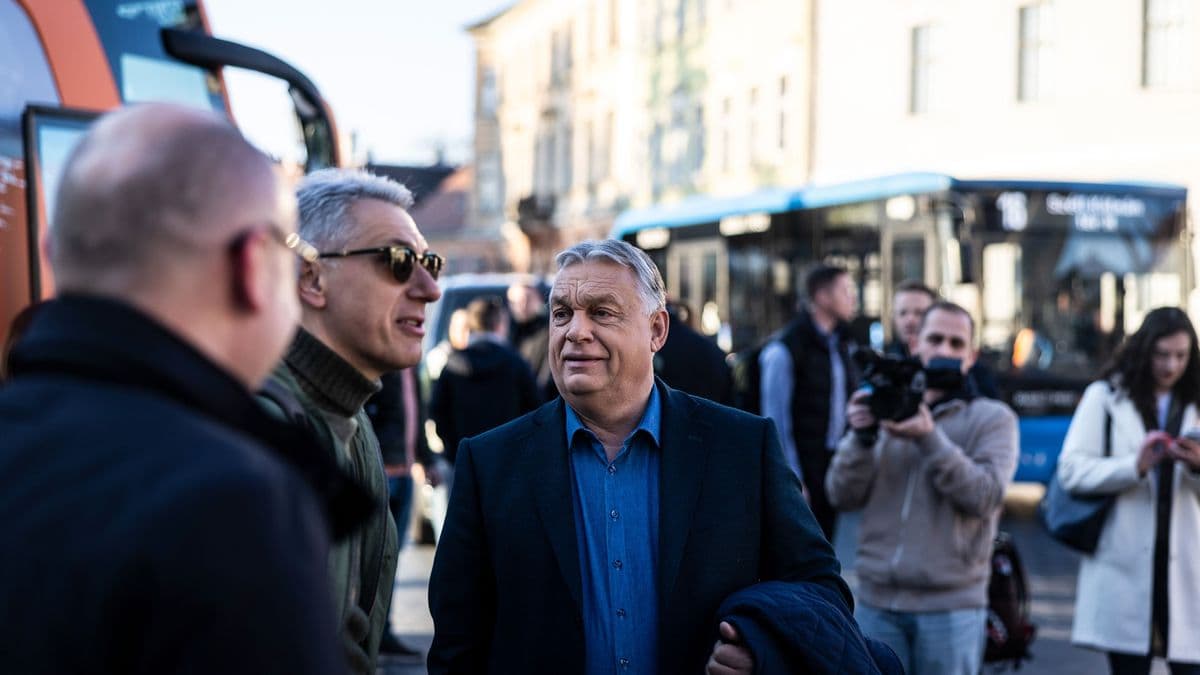 Egymillió kézfogás: kövesse velünk élőben Orbán Viktor országjárását! – fotókkal, videókkal