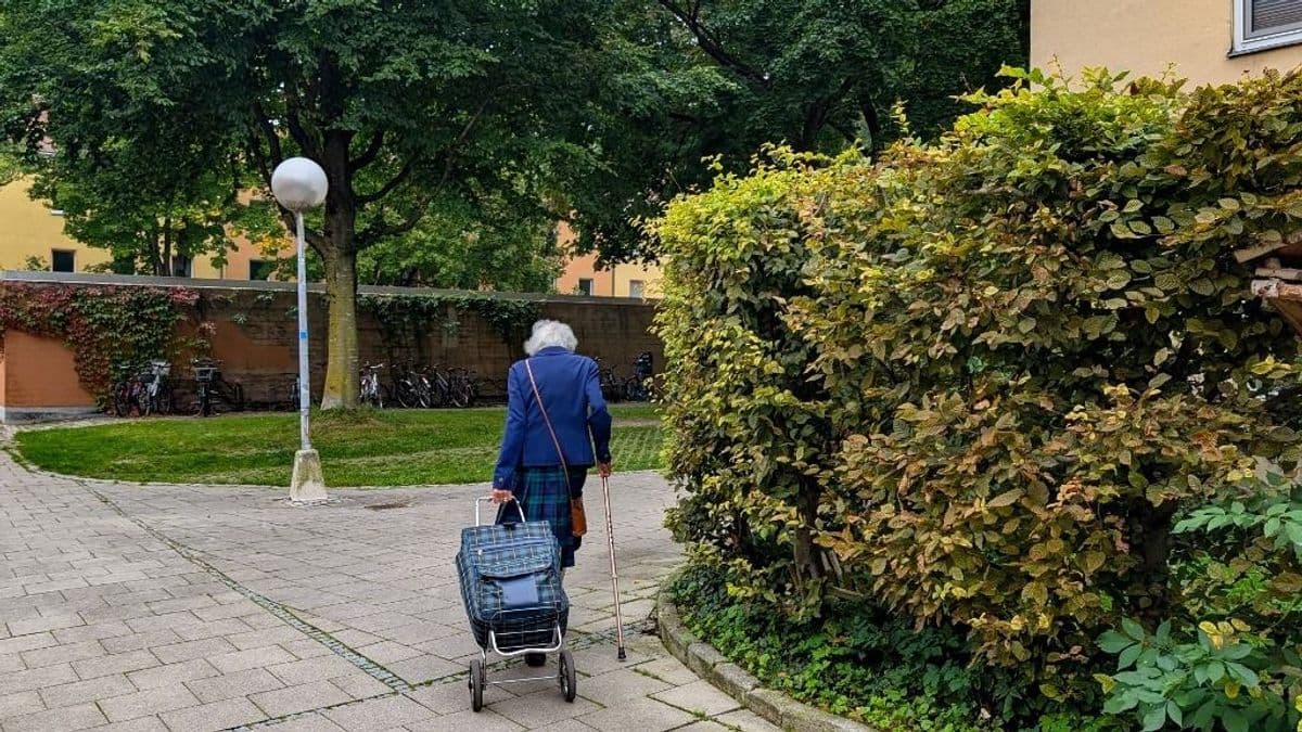 Szigorítás jön az özvegyi nyugdíjnál: sokan kieshetnek a jogosultak közül