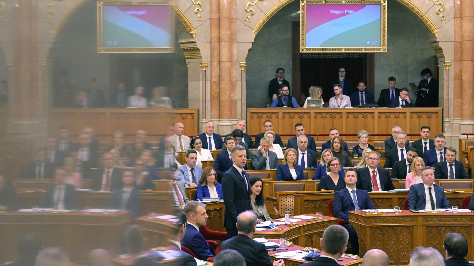 Aranykonvoj-ügy: Kormányzati vizsgálatok és politikai reakciók