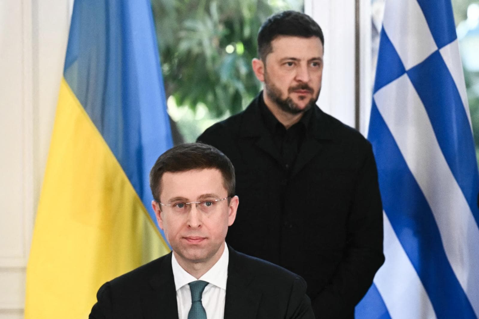 Zelenszkij újra kormányt vált, hogy megmaradhasson a kimerült ukrán választók kegyeiben