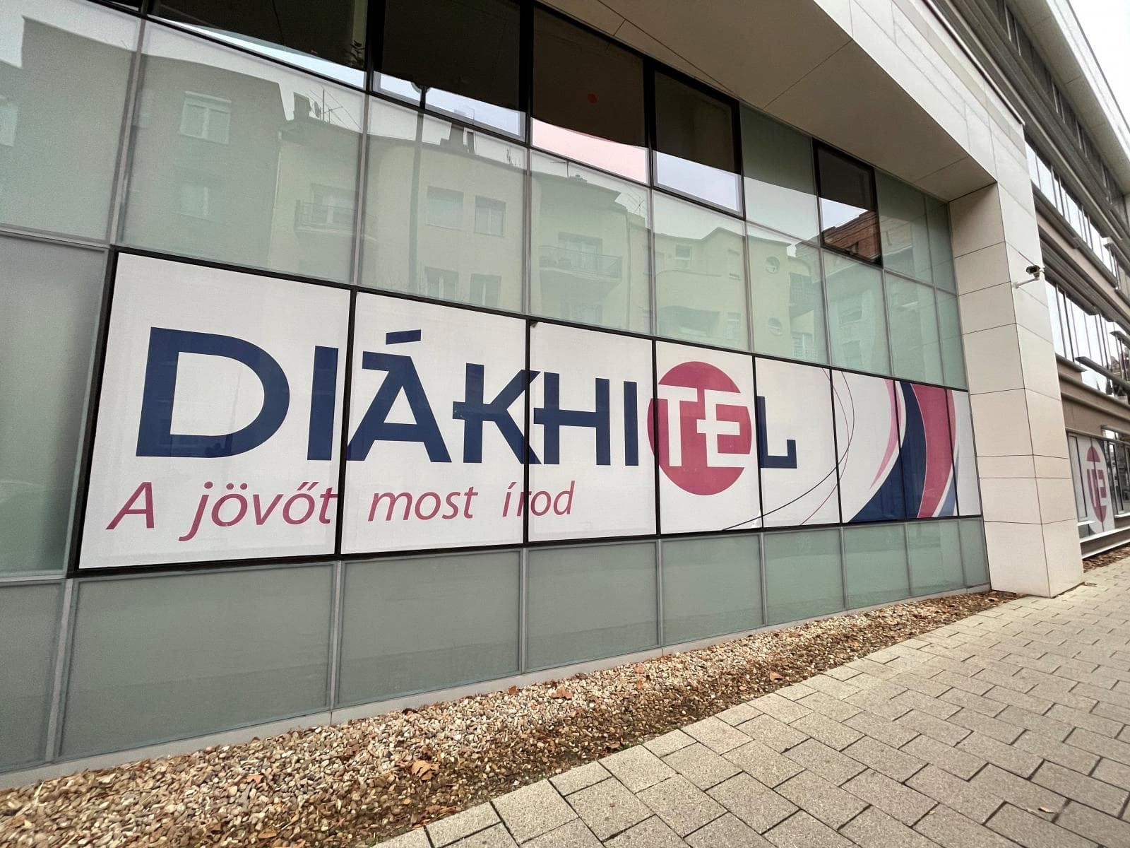 Leváltották a Diákhitel Központ vezetőjét