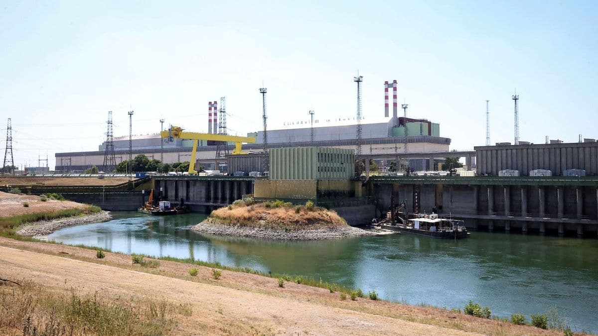 Az atomerőmű teljes leállításának küszöbe mínusz 134 centiméter (videó)