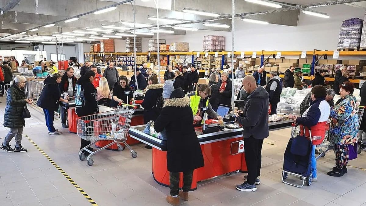 Ennyi volt: be is zárt a Magyarországon boltot nyitó orosz szuperdiszkont